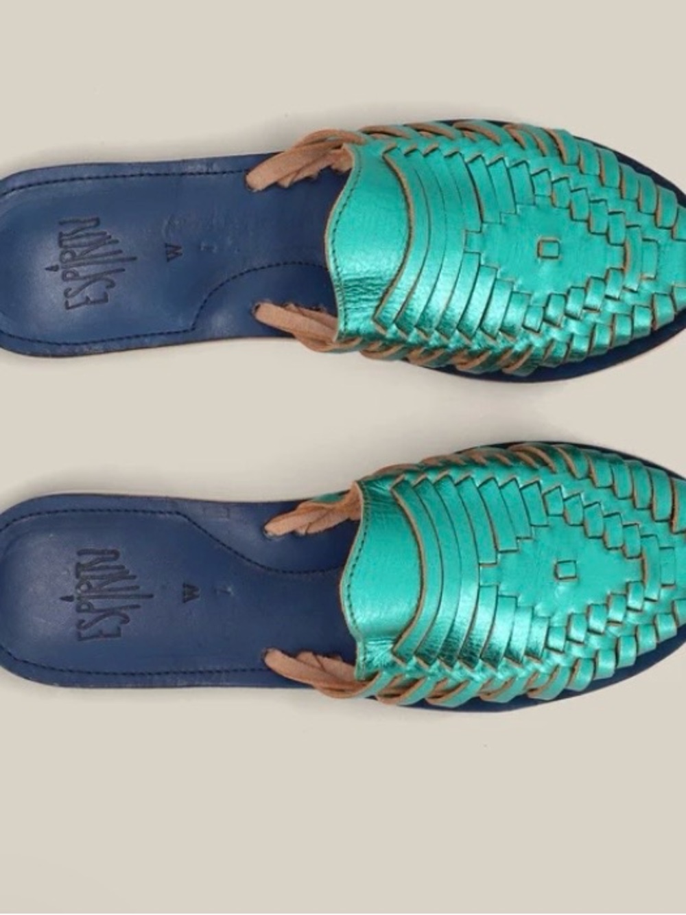 Espritu Women's Emerald Woven Leather Mule Huaraches